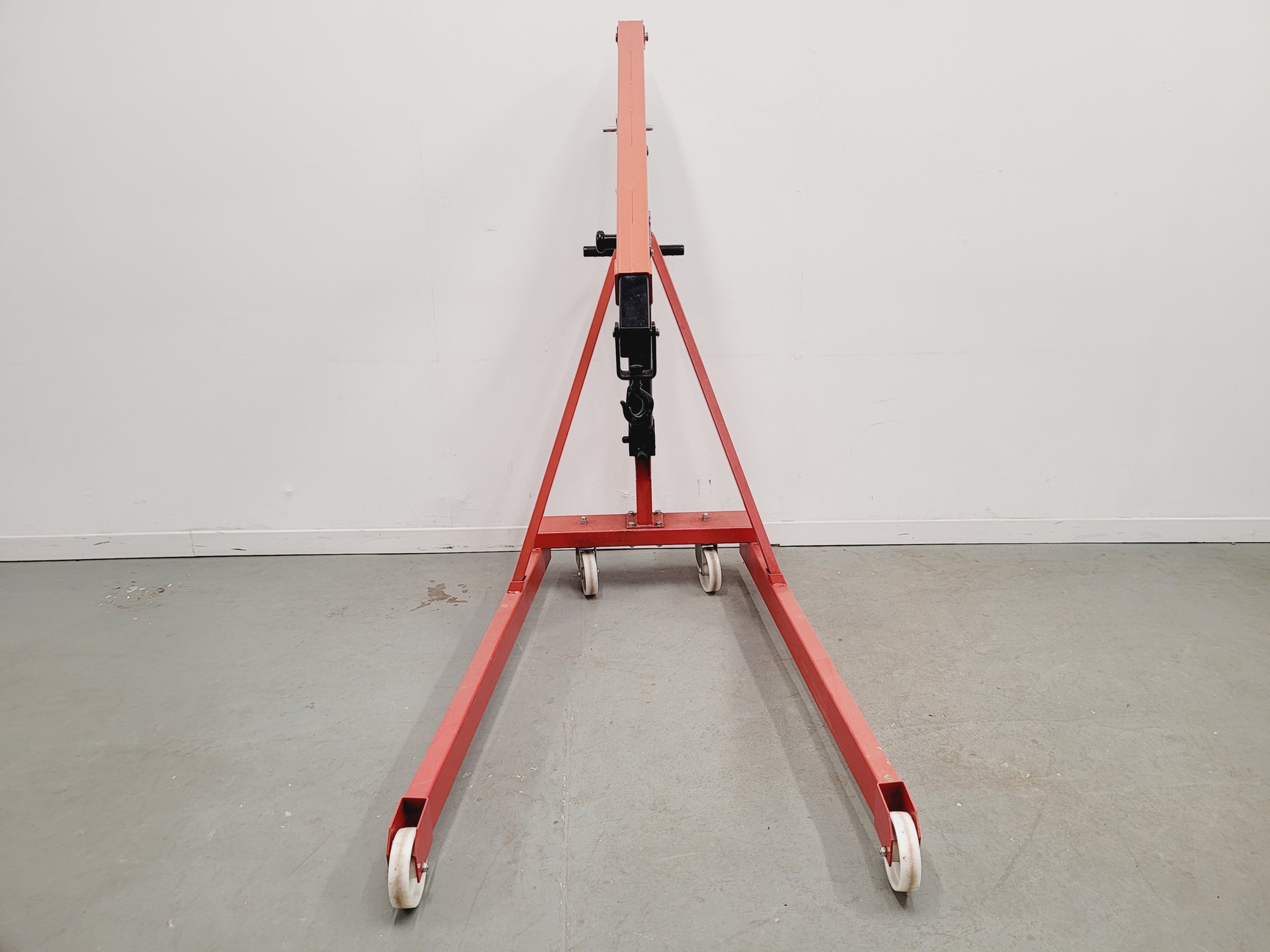 Image of Clarke Strong-Arm Model - HDC100 Engine Hoist 1000Kg Capacity