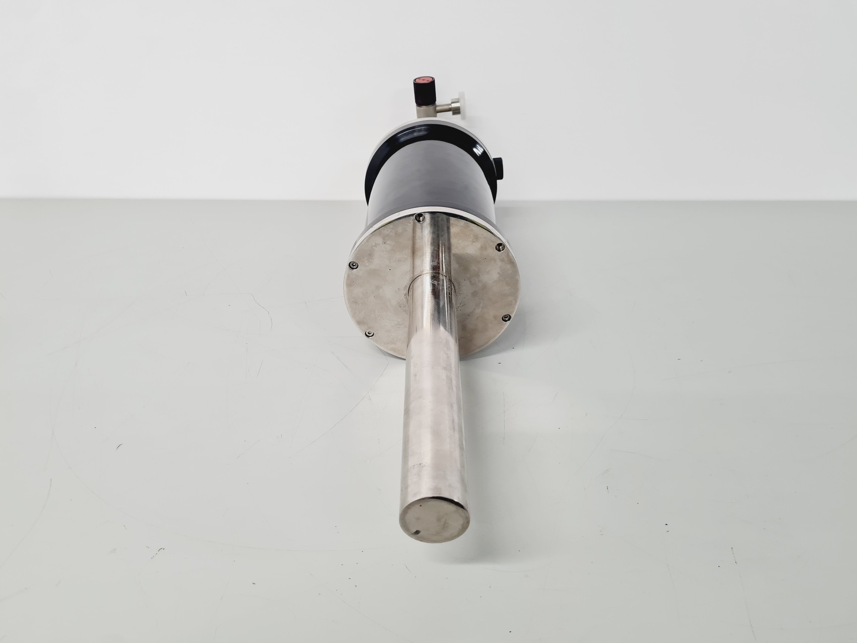 Image of Oxford Instruments Nitrogen Cryostat - Spares/Repair Lab