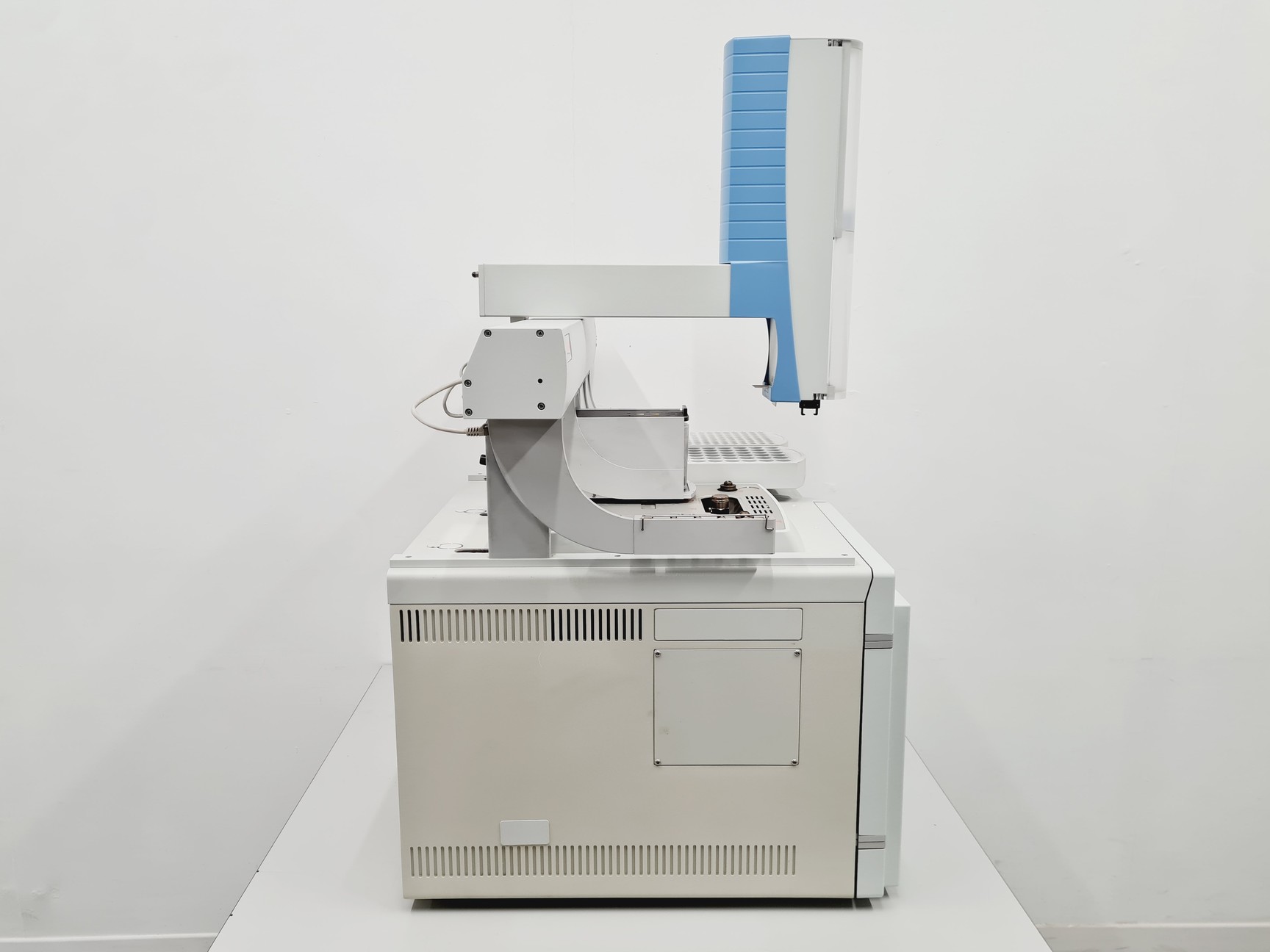Image of Thermo Scientific Trace GC Ultra- HS TriPlus AutoSampler Gas Chromatography Lab
