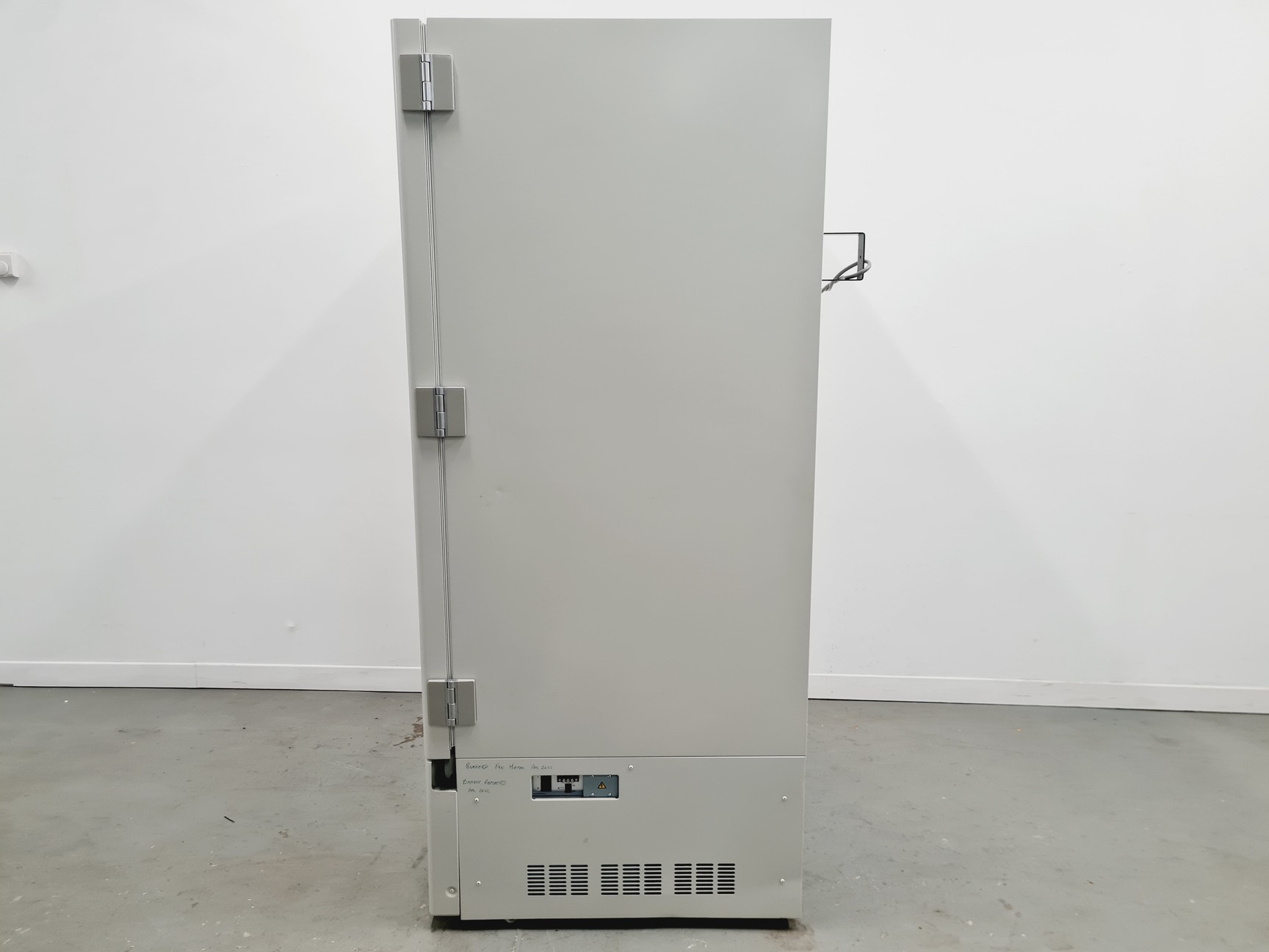 Image of Panasonic Ultra-Low Temperature Freezer KM-DU73Y1 -86 ULT Lab