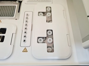 Thumbnail image of Life Technologies Ion Torrent System - Proton Semiconductor Sequencer & Ion Chef