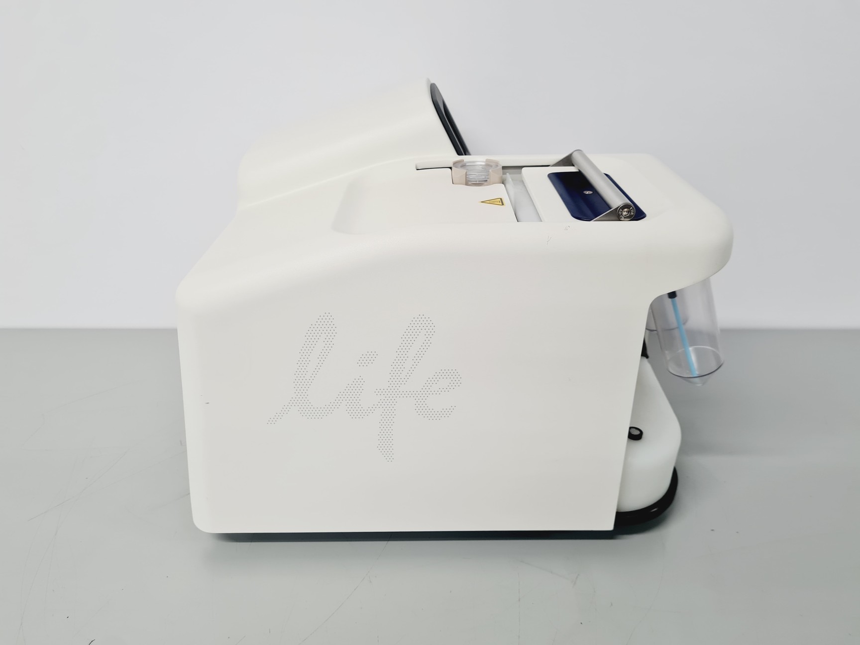 Image of Life Technologies Ion Torrent System - Proton Semiconductor Sequencer & Ion Chef