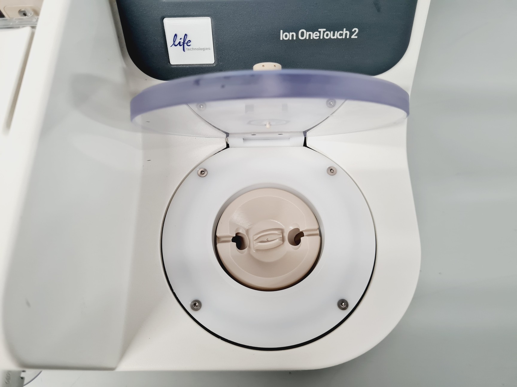 Image of Life Technologies Ion Torrent System - Proton Semiconductor Sequencer & Ion Chef