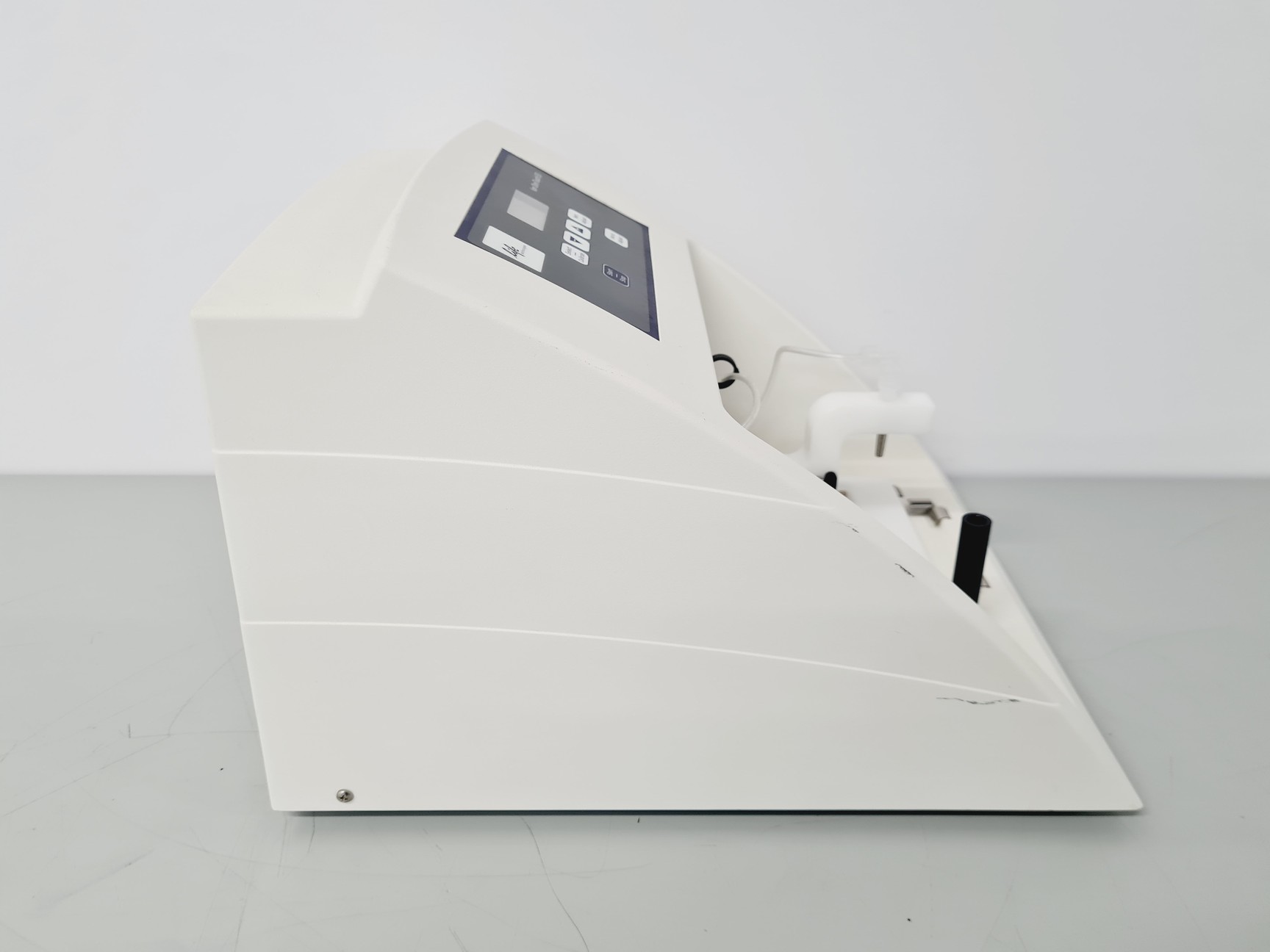 Image of Life Technologies Ion Torrent System - Proton Semiconductor Sequencer & Ion Chef
