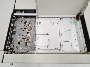 Thumbnail image of Hewlett Packard 5890 GC System w/ HP 7673 Autosampler, Injector & Controller HP