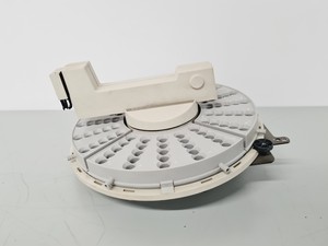 Thumbnail image of Hewlett Packard 5890 GC System w/ HP 7673 Autosampler, Injector & Controller HP