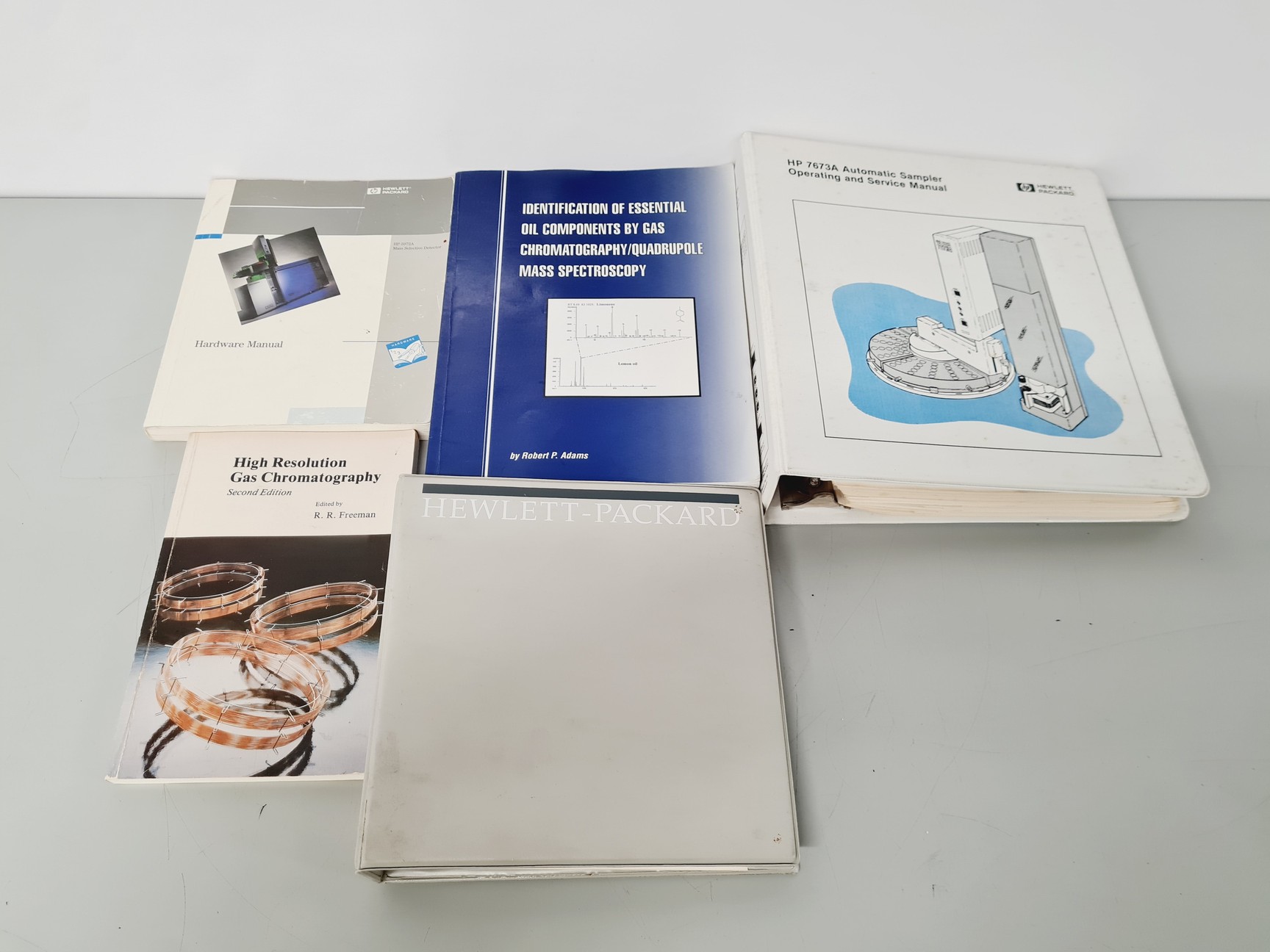 Image of Hewlett Packard 5890 GC System w/ HP 7673 Autosampler, Injector & Controller HP