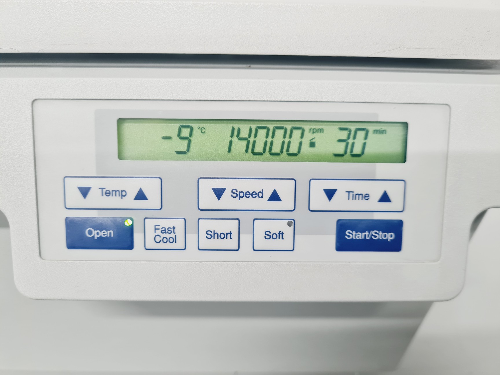 Image of Eppendorf Centrifuge 5417R w/ FA45-30-11 Rotor 14000RPM Lab