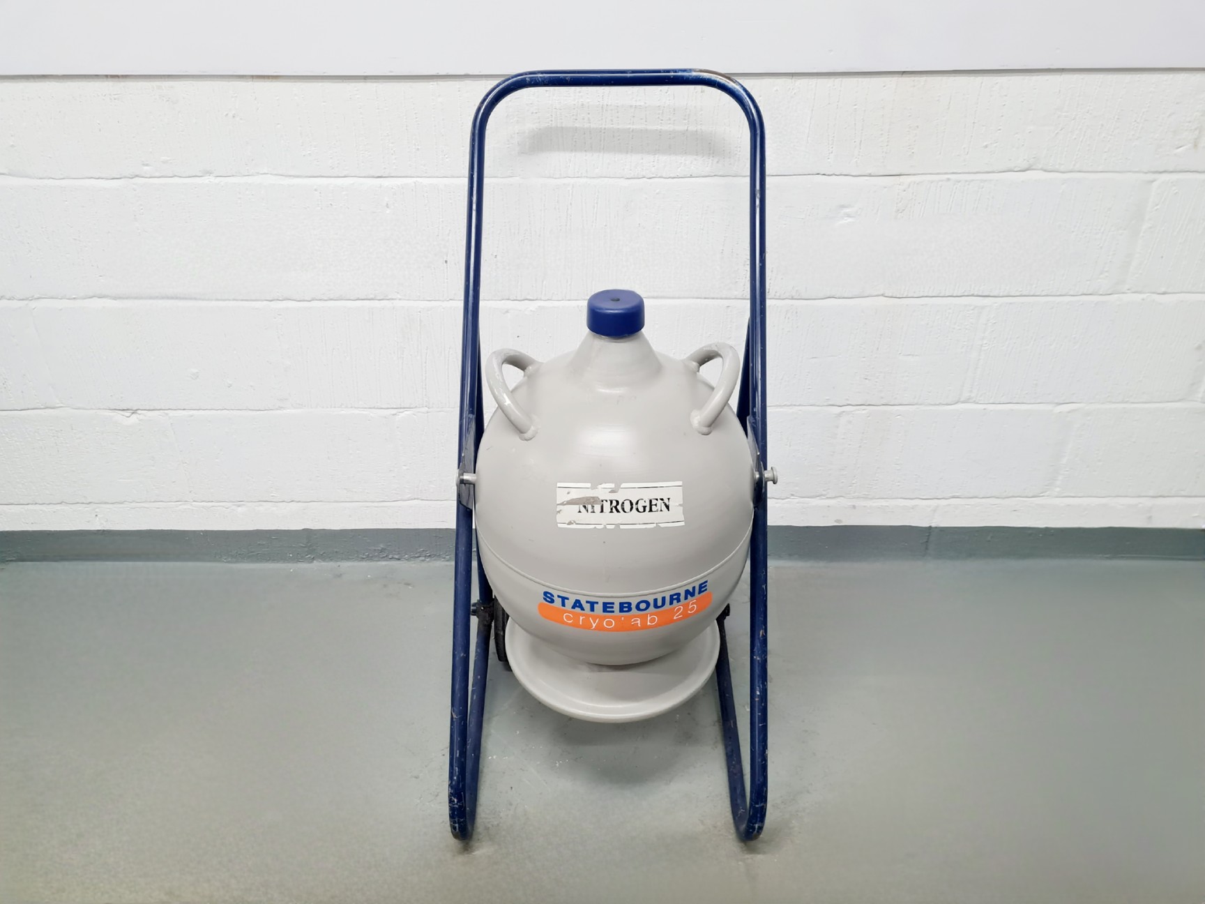 Image of StateBourne Cryolab 25 with Transport Trolley - 25 Litres Lab