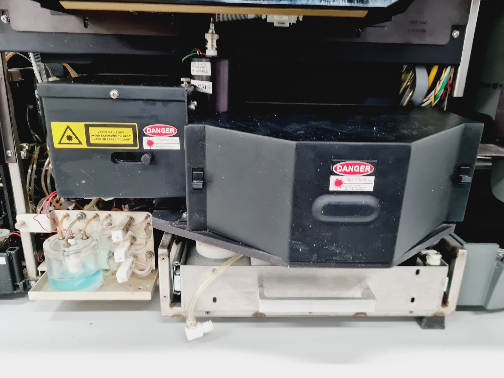 Image of Beckman Coulter Cytomics FC 500 Cytometer w/  1145P Laser - Spares/Repair Lab