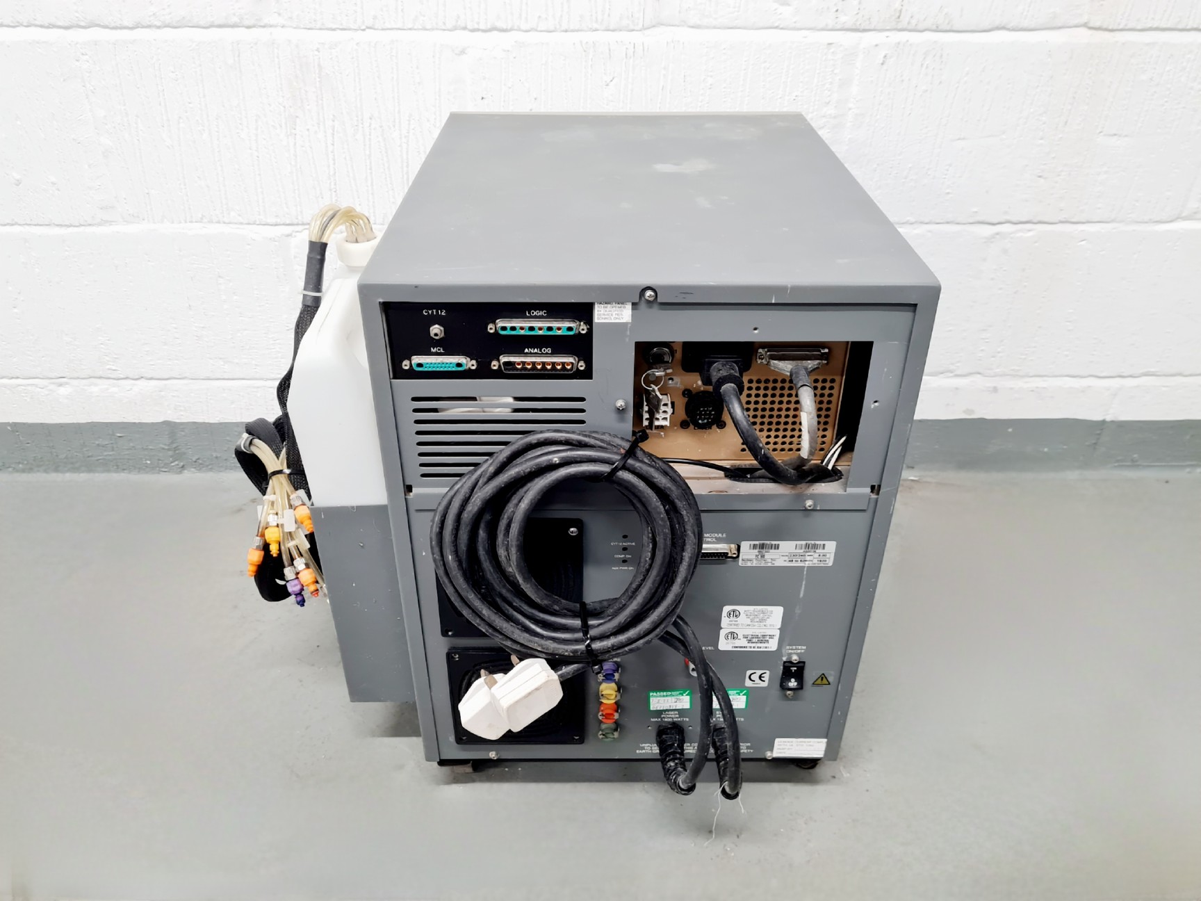 Image of Beckman Coulter Cytomics FC 500 Cytometer w/  1145P Laser - Spares/Repair Lab