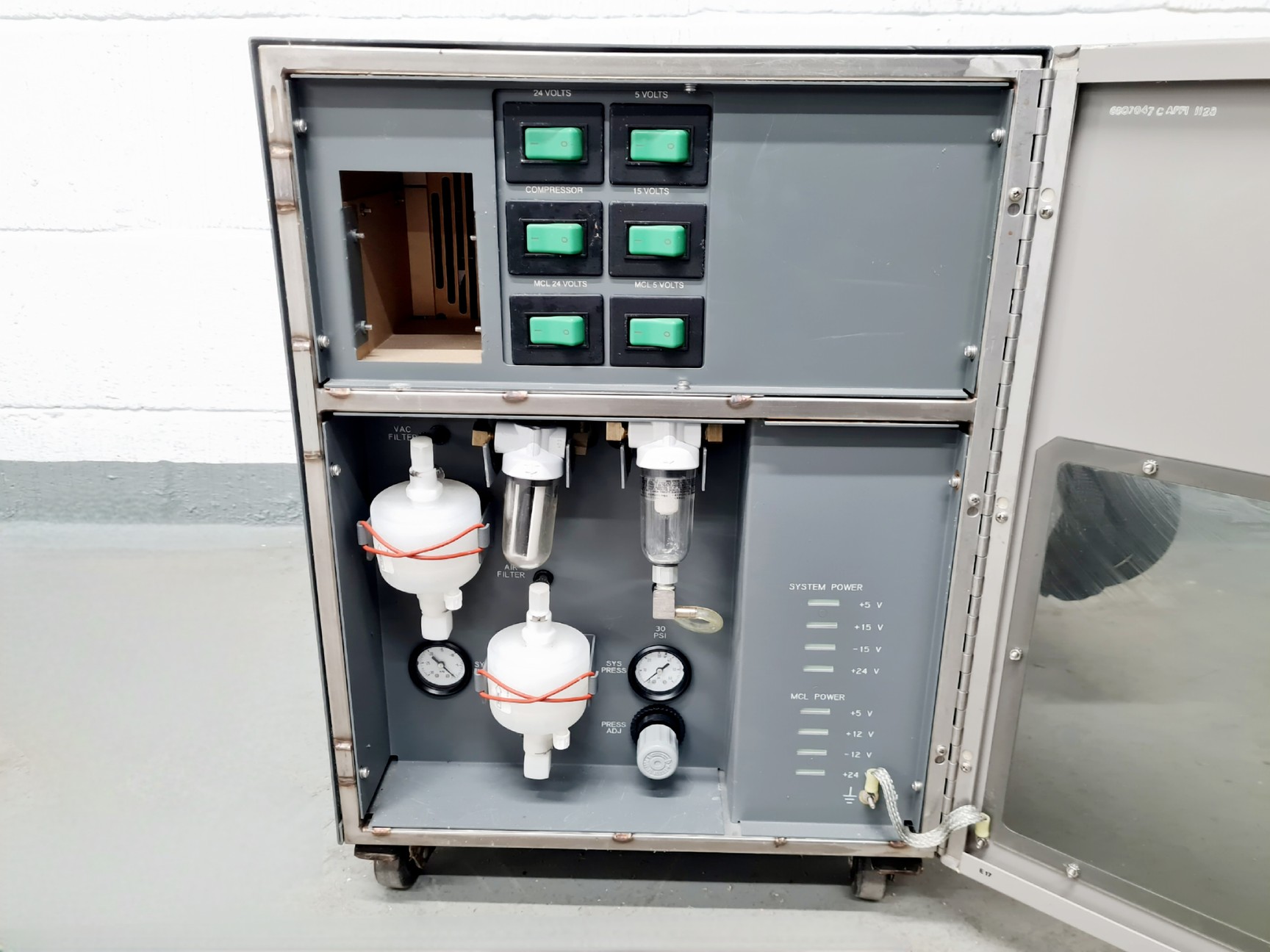 Image of Beckman Coulter Cytomics FC 500 Cytometer w/  1145P Laser - Spares/Repair Lab