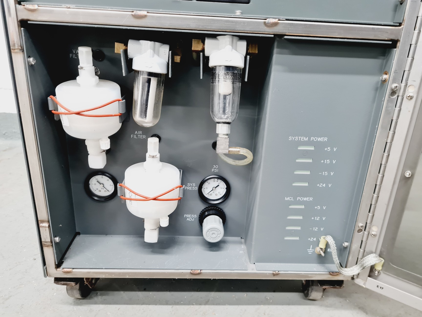 Image of Beckman Coulter Cytomics FC 500 Cytometer w/  1145P Laser - Spares/Repair Lab