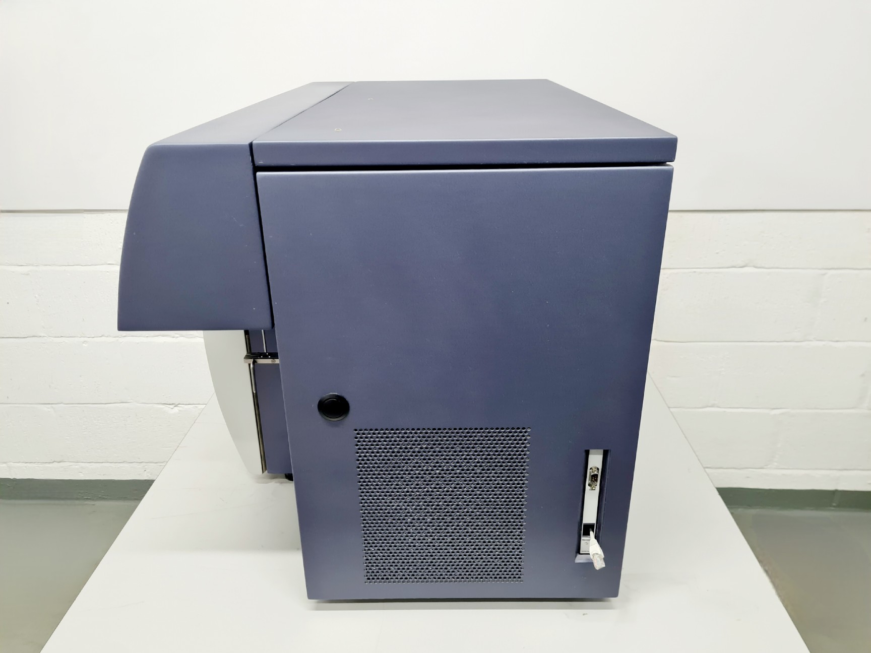 Image of BD FACSCanto II Flow Cytometer with Fluidics Cart, PC, Software & Accessories 