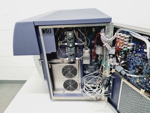 Thumbnail image of BD FACSCanto II Flow Cytometer with Fluidics Cart, PC, Software & Accessories 
