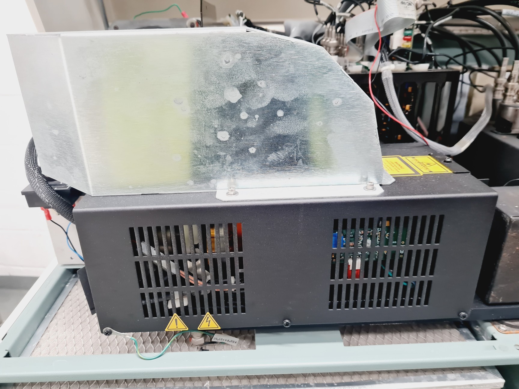 Image of Beckton Dickson BD FACSCalibur Flow Cytometer w/ BD Transformer Lab