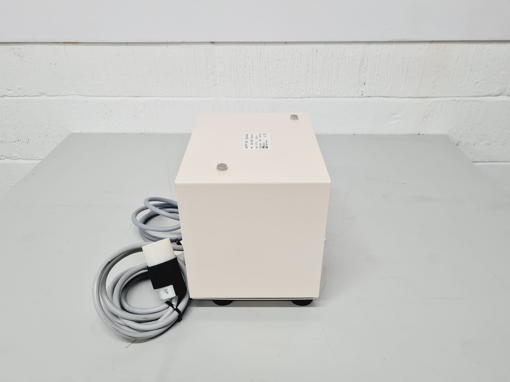 Image of Beckton Dickson BD FACSCalibur Flow Cytometer w/ BD Transformer Lab