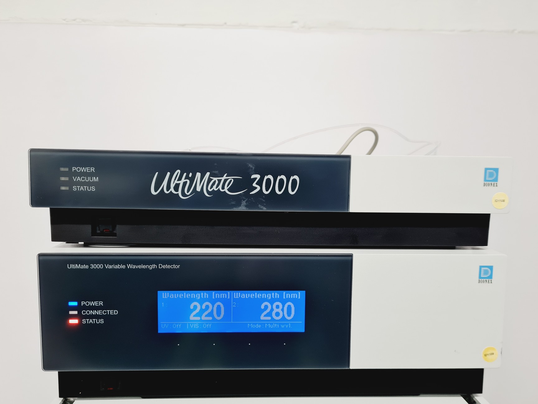 Image of Dionex UltiMate 3000 HPLC System VWD, Pump, Autosampler, Column Compartment Lab