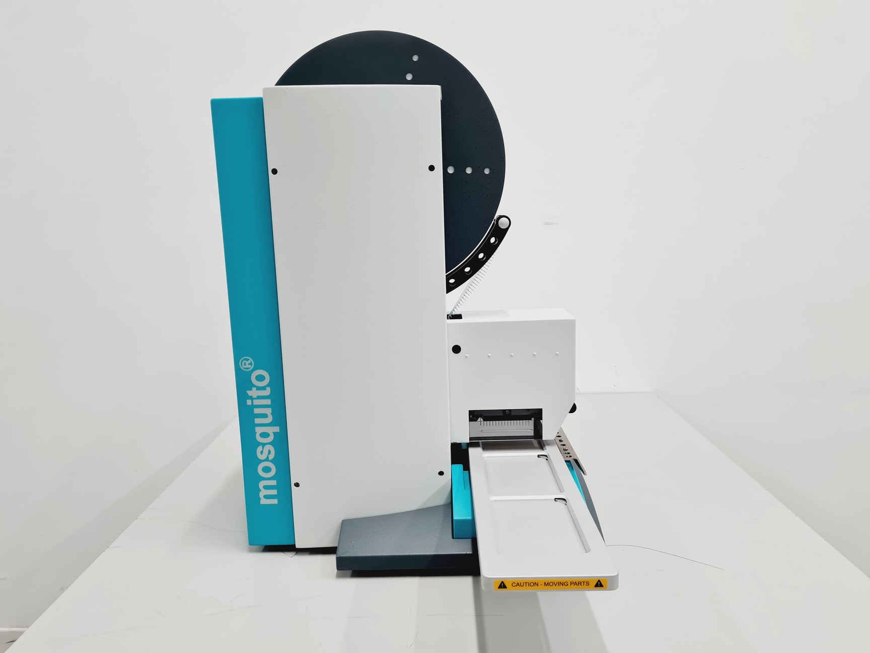 Image of TTPLabtech Mosquito HTS LV Liquid Handling System Lab