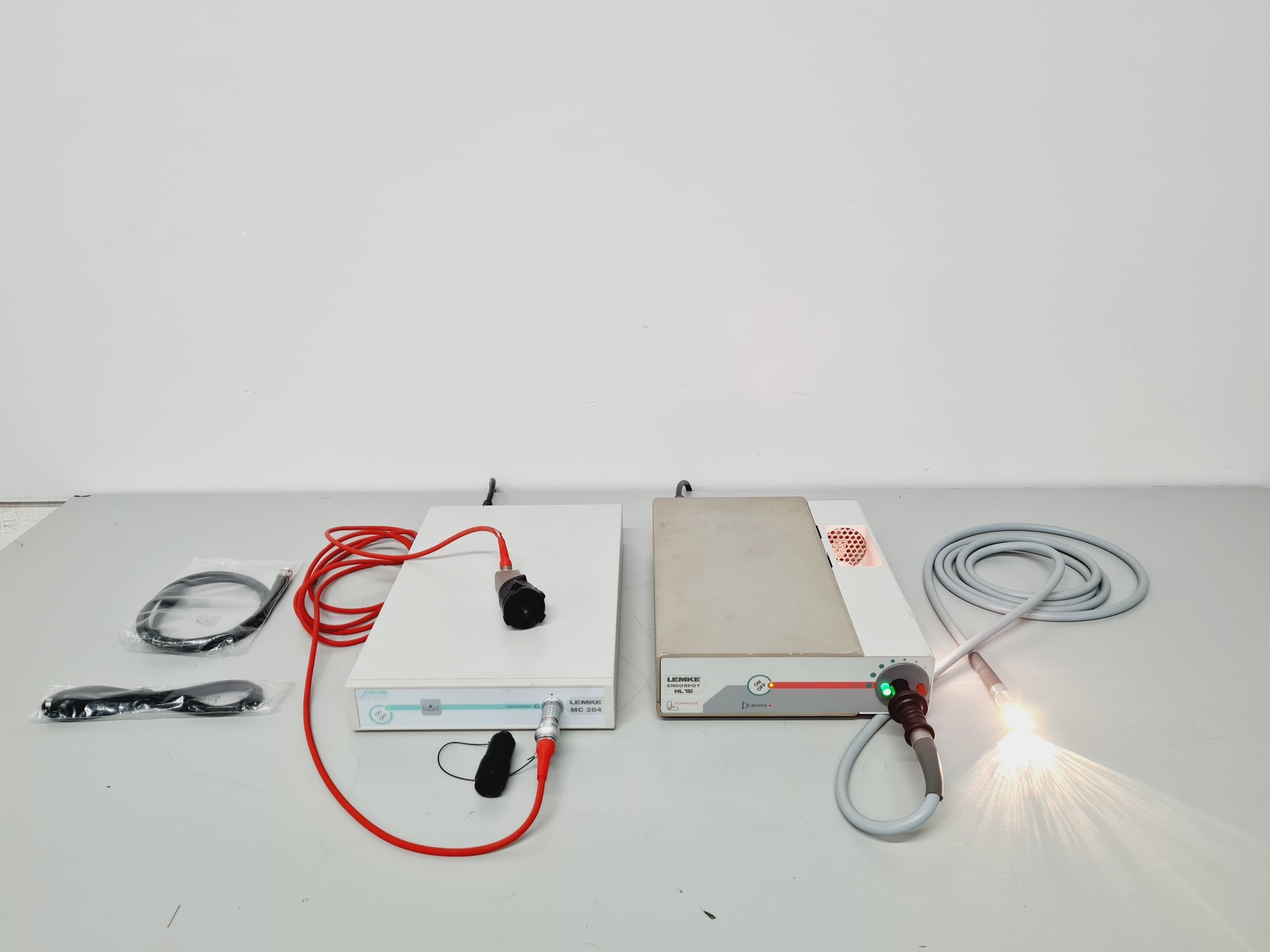 Image of Lemke Medical TV endoscopy camera system with Endolight and Camera Lab