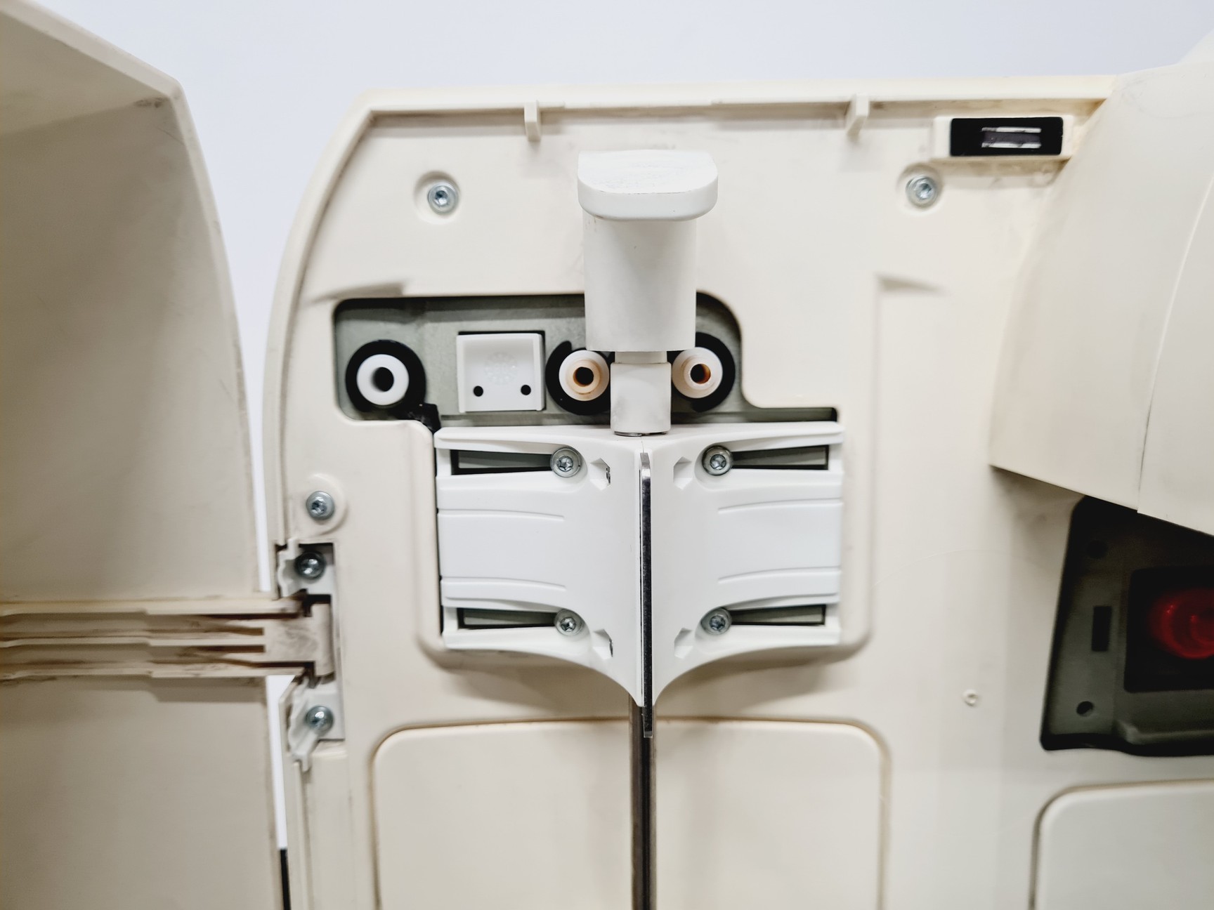 Image of Millipore Elix 5 Water Purification System Lab