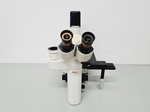 Thumbnail image of Leica Type 090-135.008-000 Inverted Microscope w/ 4 x Objectives 4x/10x/20x Lab