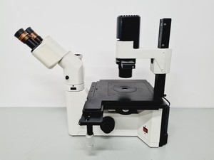 Thumbnail image of Leica Type 090-135.008-000 Inverted Microscope w/ 4 x Objectives 4x/10x/20x Lab