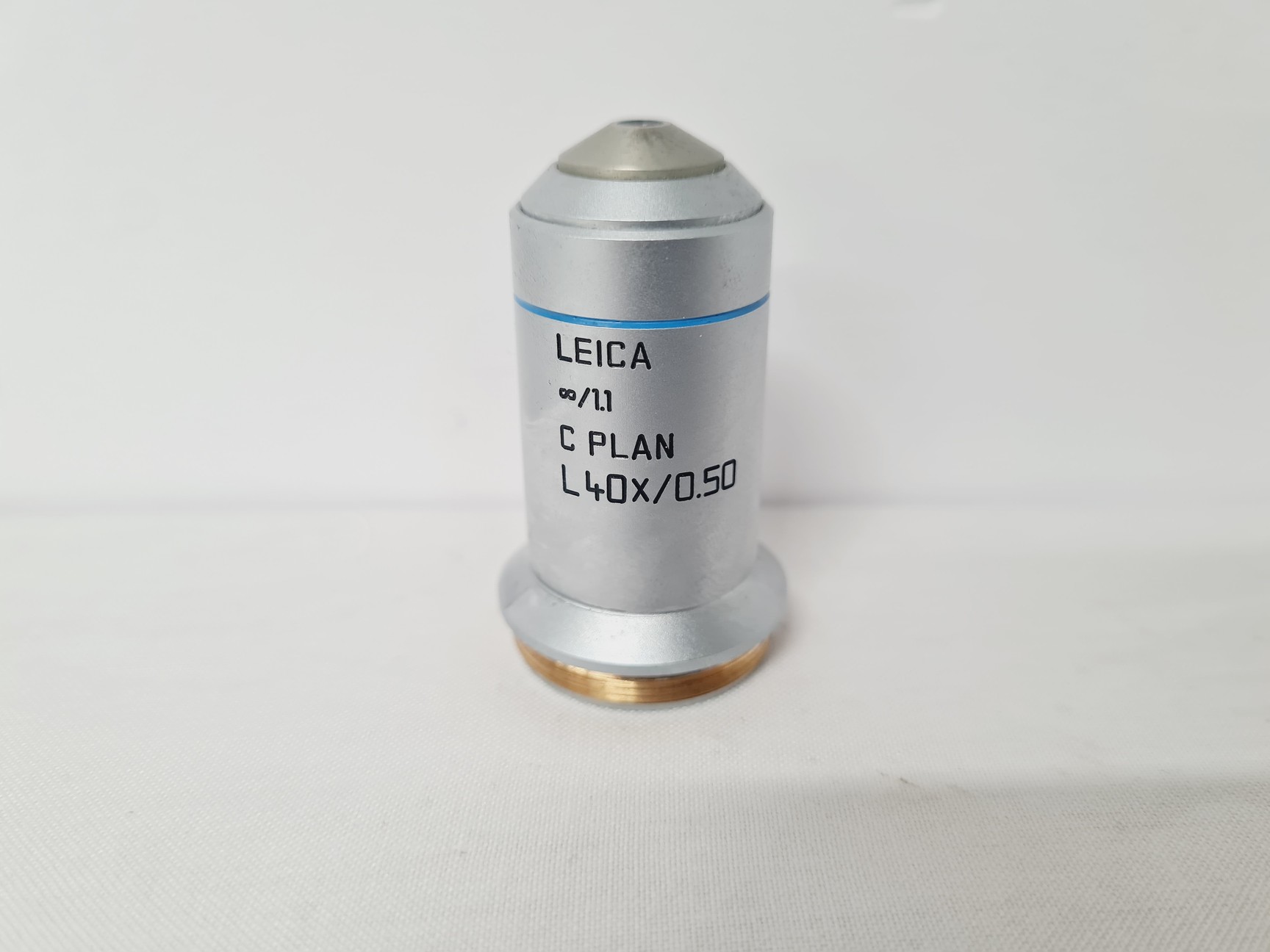 Image of Leica Type 090-135.008-000 Inverted Microscope w/ 4 x Objectives 4x/10x/20x Lab