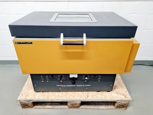 Image of New Brunswick Scientific Co G-25 Shaking Incubator Lab