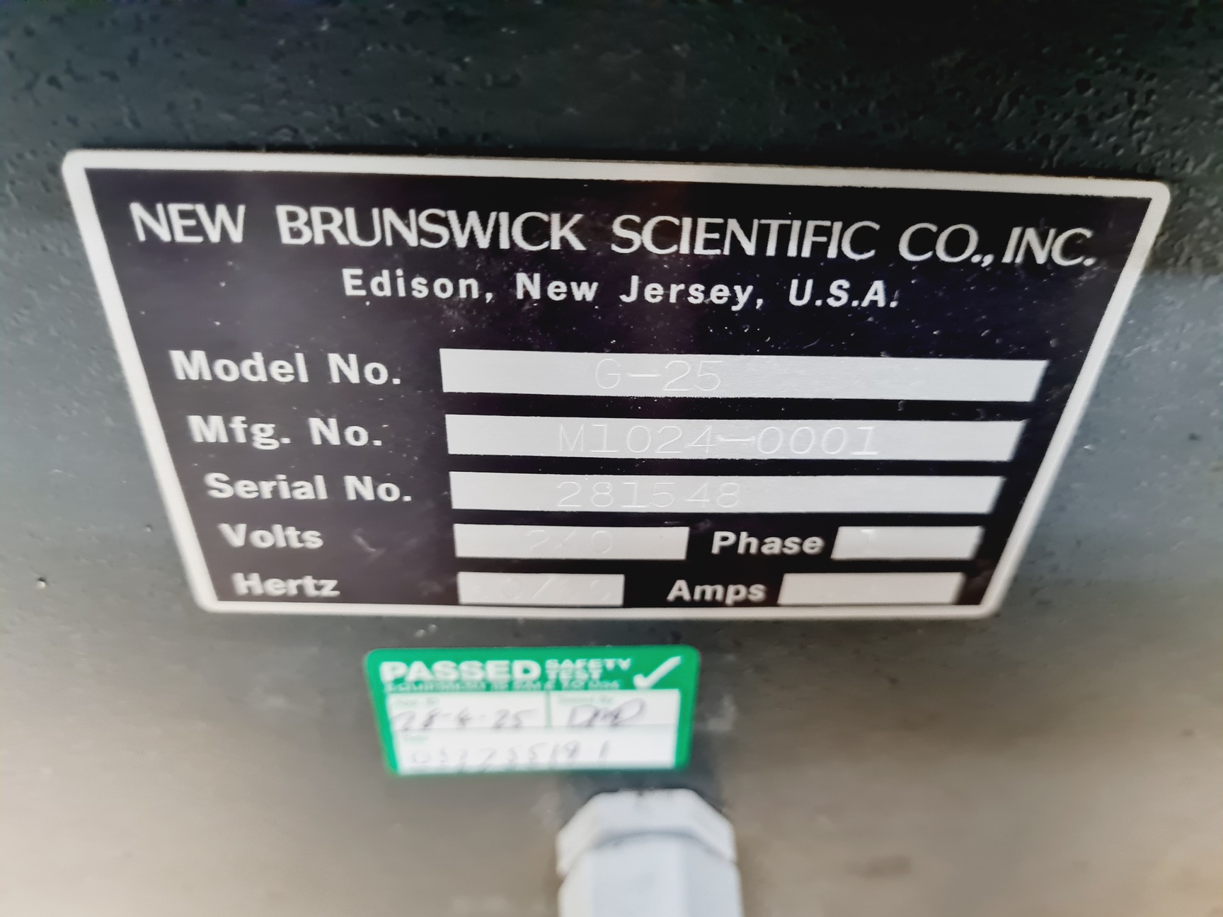 Image of New Brunswick Scientific Co G-25 Shaking Incubator Lab