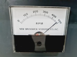 Thumbnail image of New Brunswick Scientific Co G-25 Shaking Incubator Lab