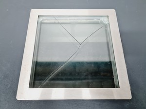 Thumbnail image of New Brunswick Scientific Co G-25 Shaking Incubator Lab