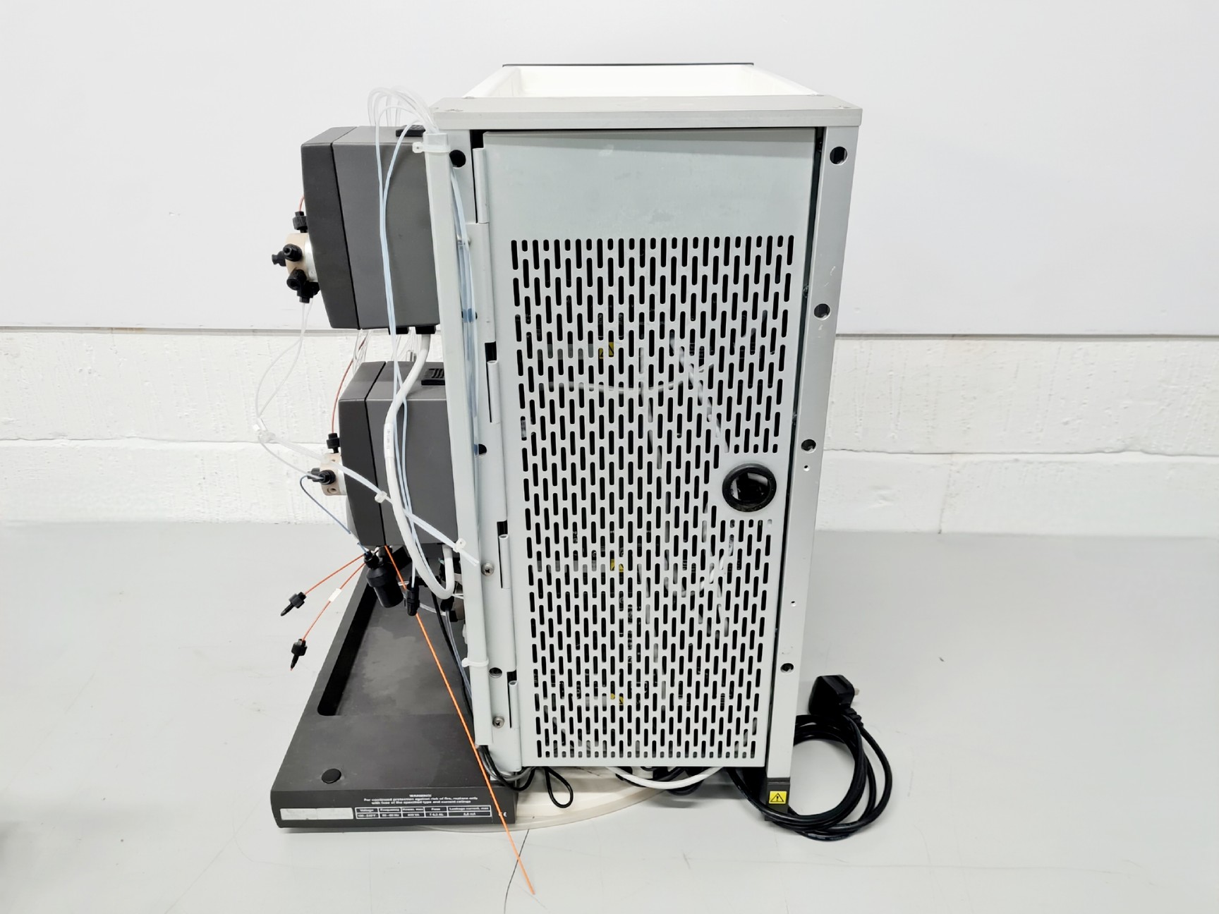 Image of AKTA Purifier pH/C-900, UV-900, P-90, Box-900, Frac-900 HPLC System Lab