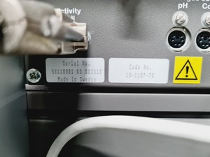 Thumbnail image of AKTA Purifier pH/C-900, UV-900, P-90, Box-900, Frac-900 HPLC System Lab