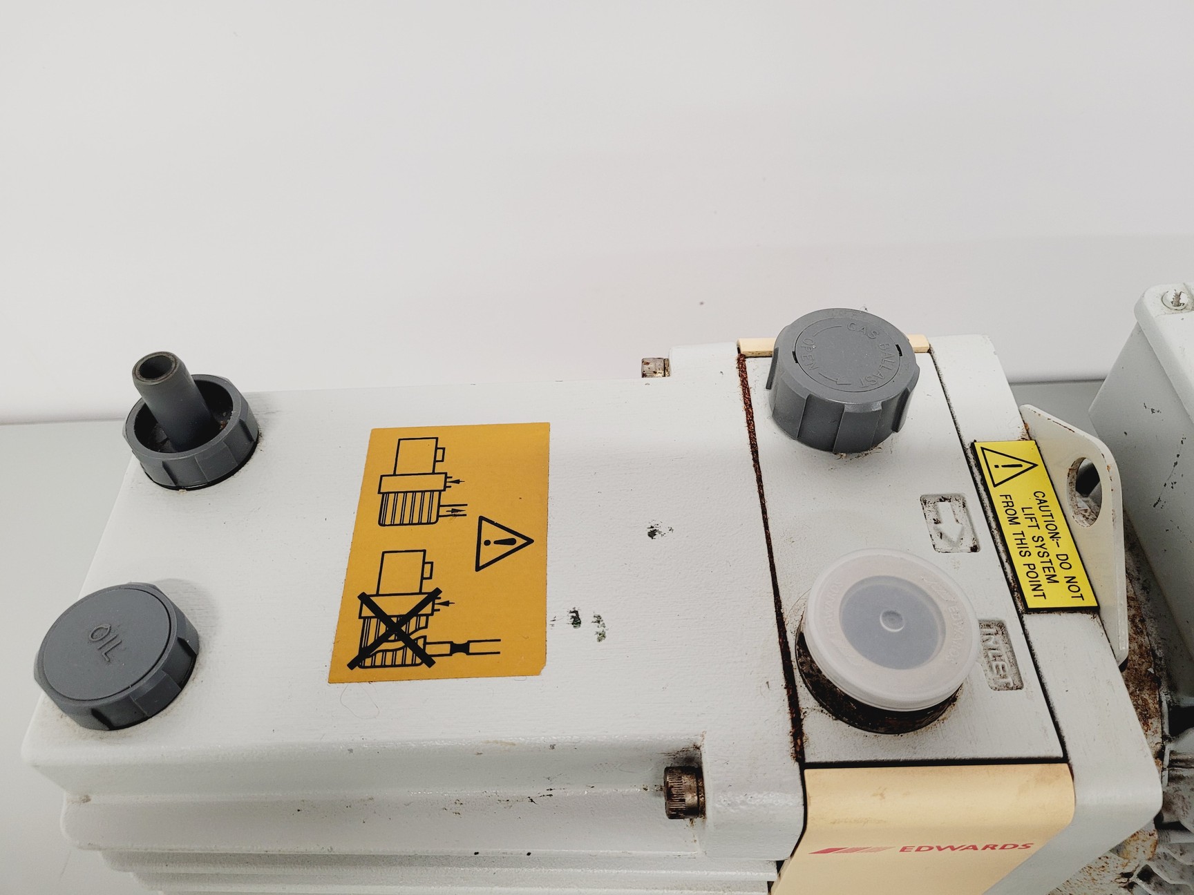 Image of Edwards E2M18 Dual Stage Rotary Vane Vacuum Pump