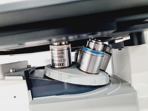 Thumbnail image of Zeiss Axio Vert A1 Microscope w/ 5 x Objectives 5x/10x/20x/50x/100x & Software