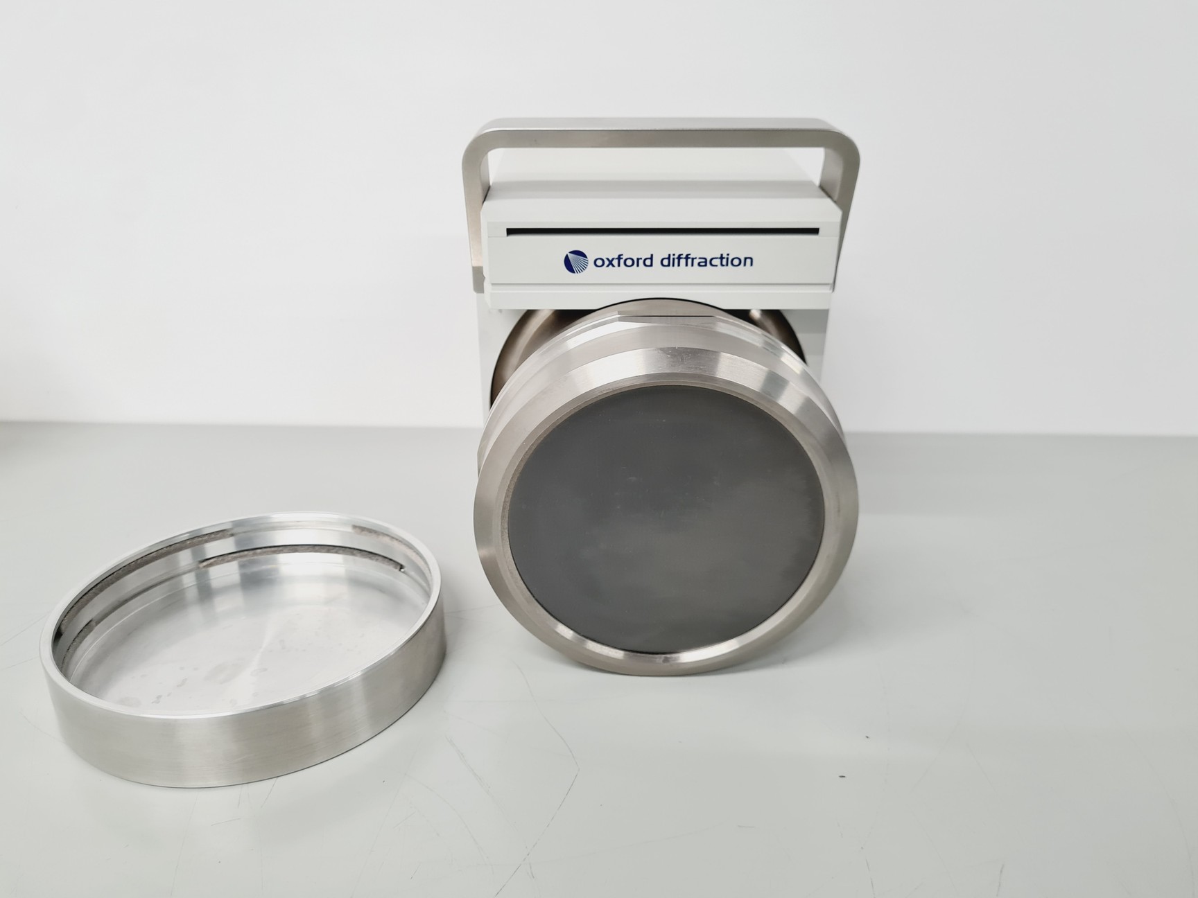 Image of Rigaku Oxford Diffraction SuperNova single X-Ray Diffractometer  Lab