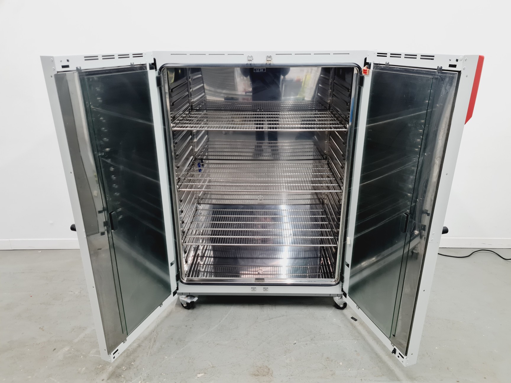Image of Binder BD 720 E3.1 Incubator Lab