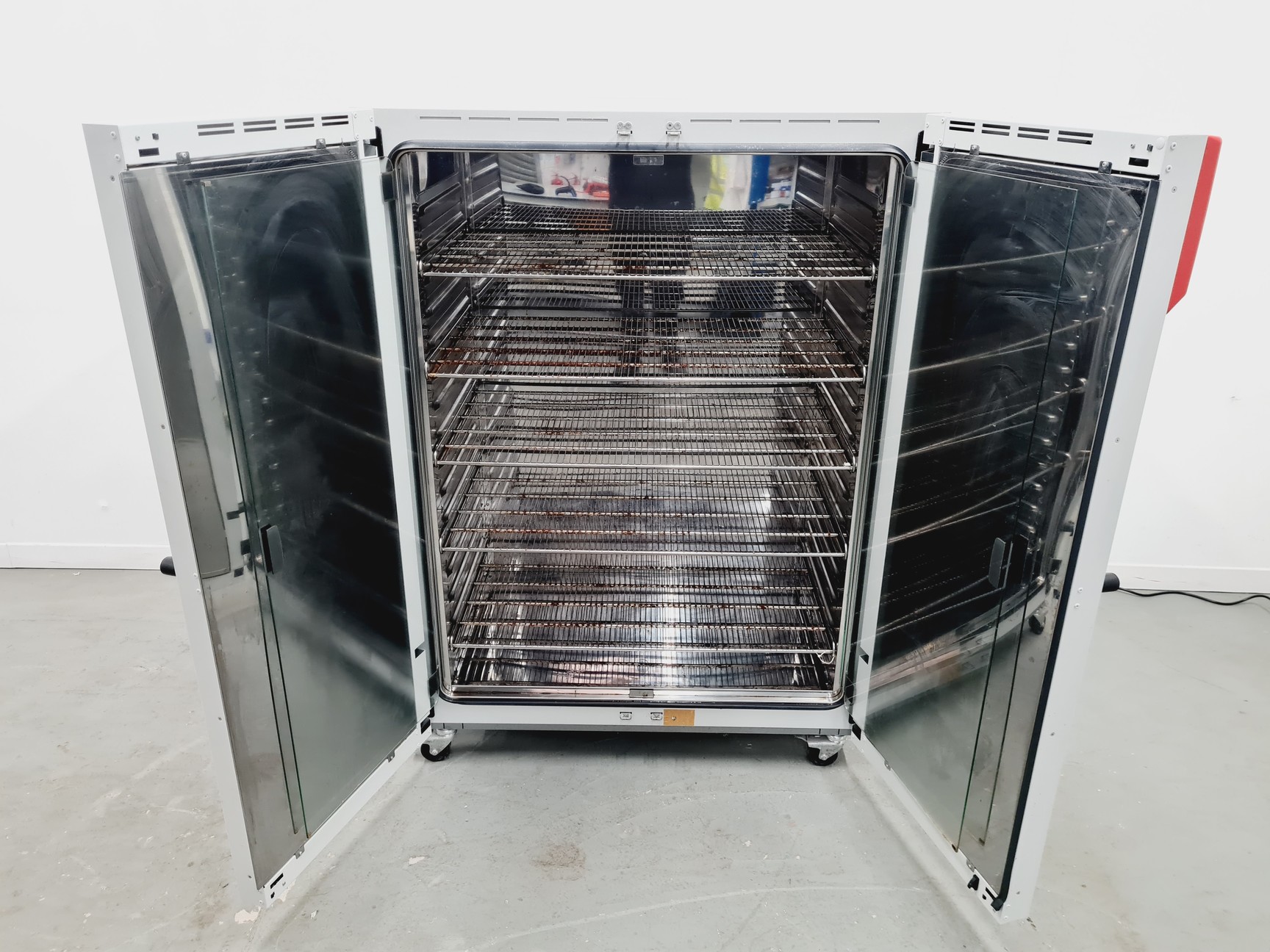 Image of Binder Model BD 720 E3.1 Incubator Lab