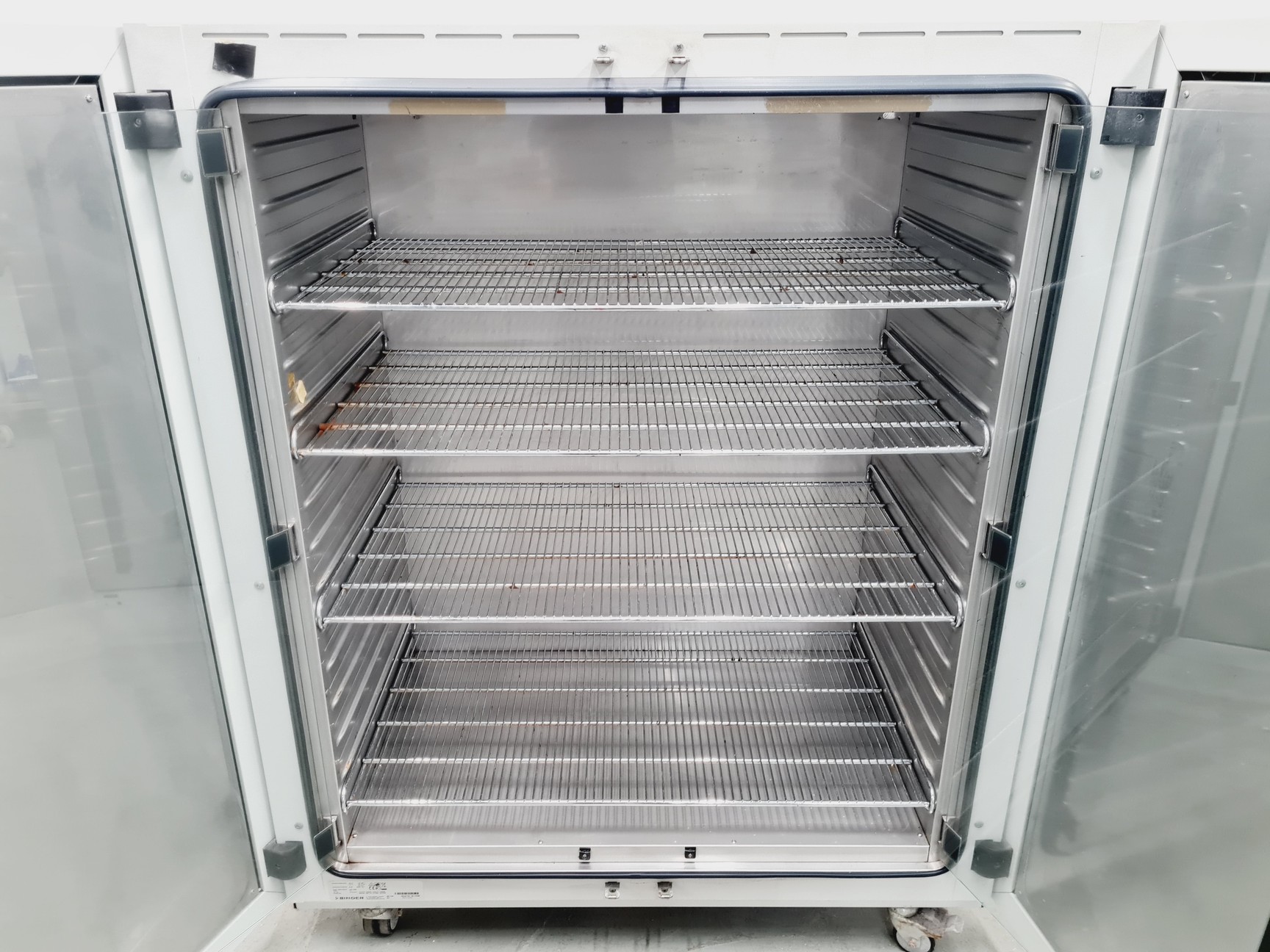 Image of Binder Incubator BD 720 E2 Lab