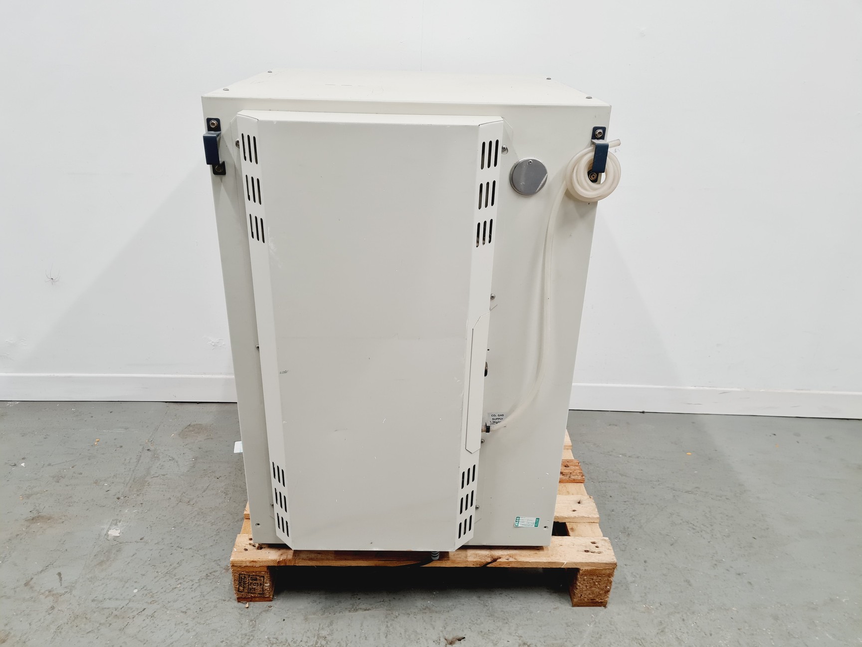 Image of Sanyo MCO-17AIC Co2 Incubator Lab