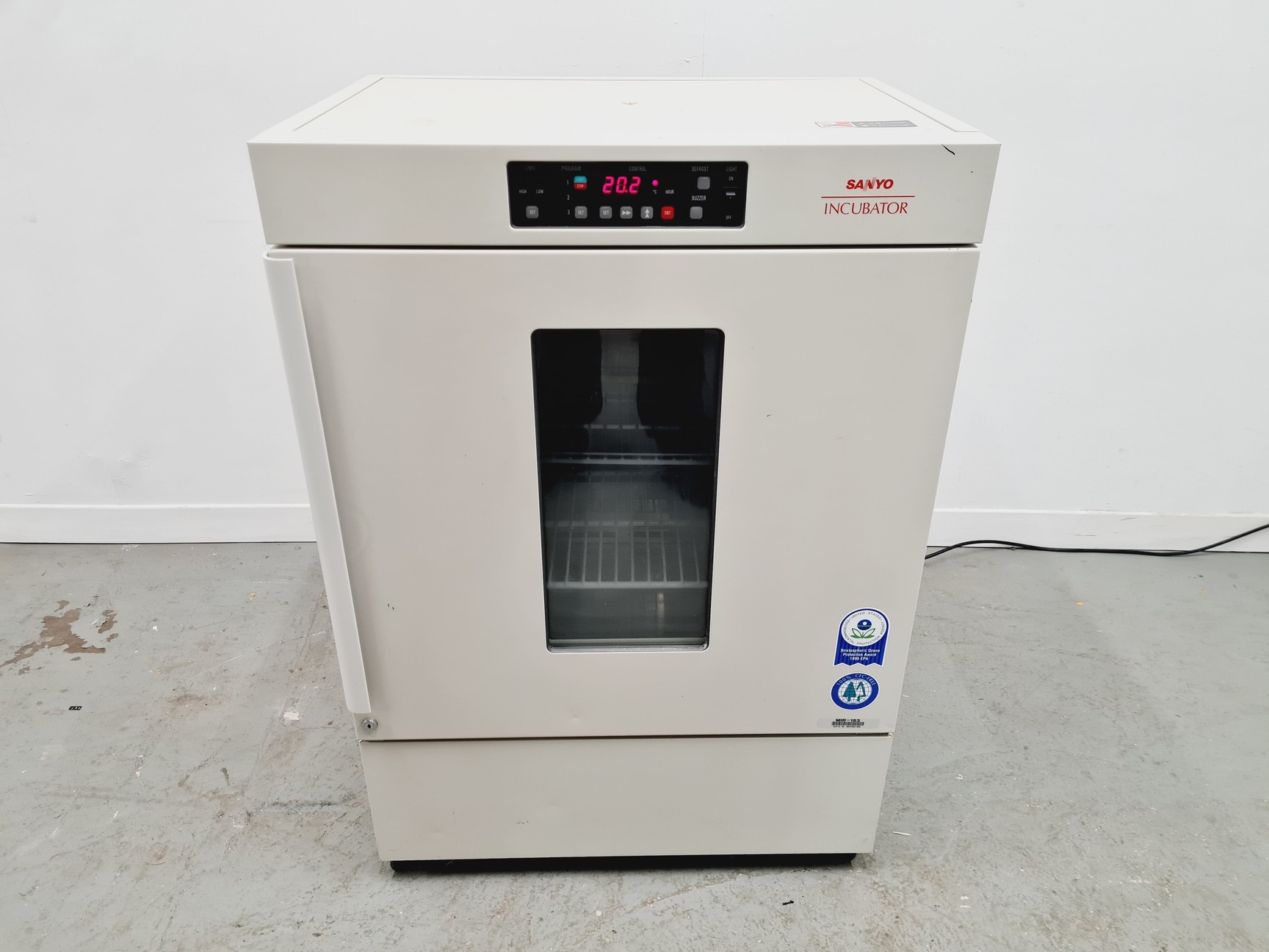 Image of Sanyo MIR-153 Incubator Lab