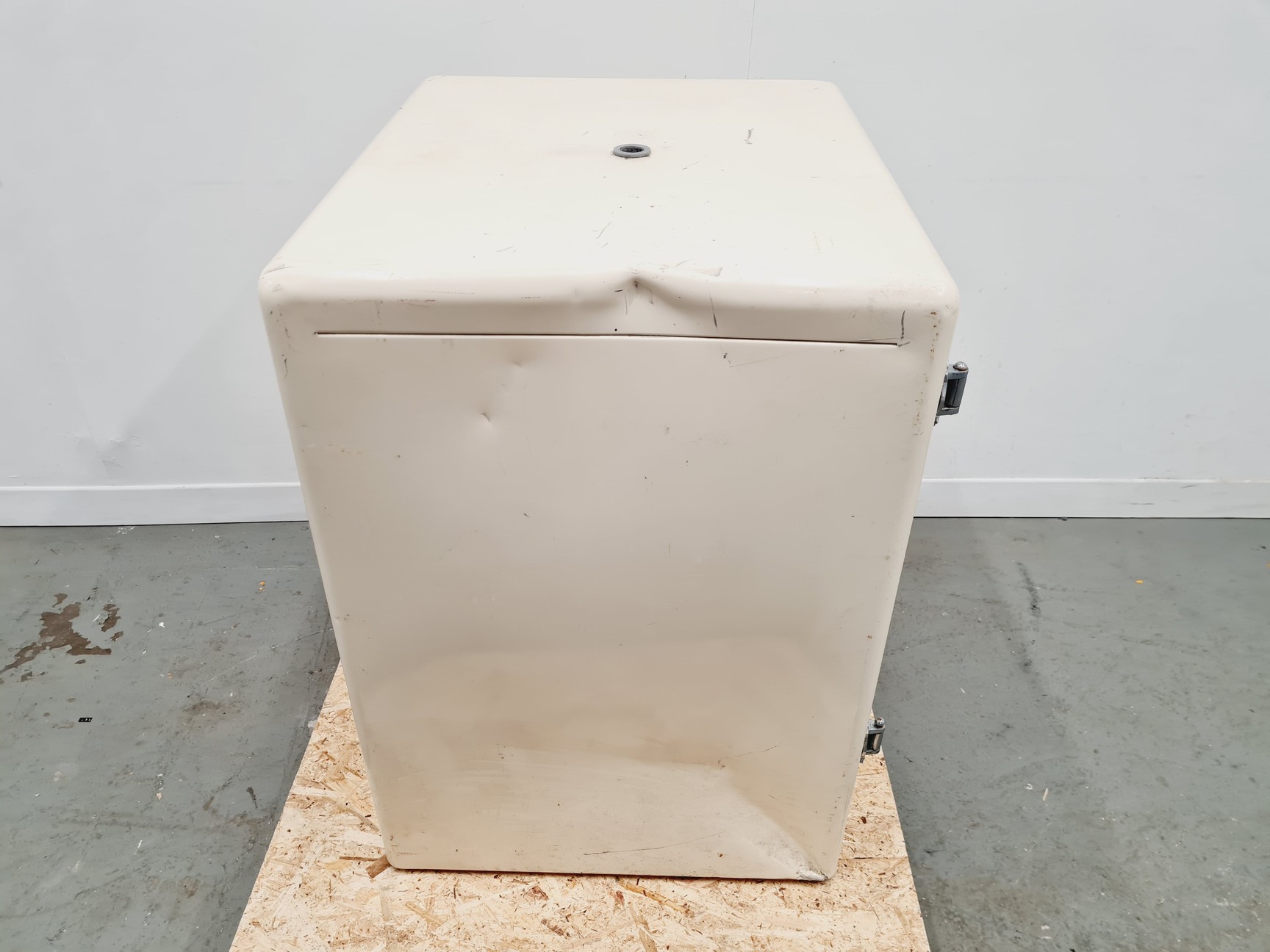 Image of Laboratory Thermal Equipment Incubator - Spares/Repair Lab