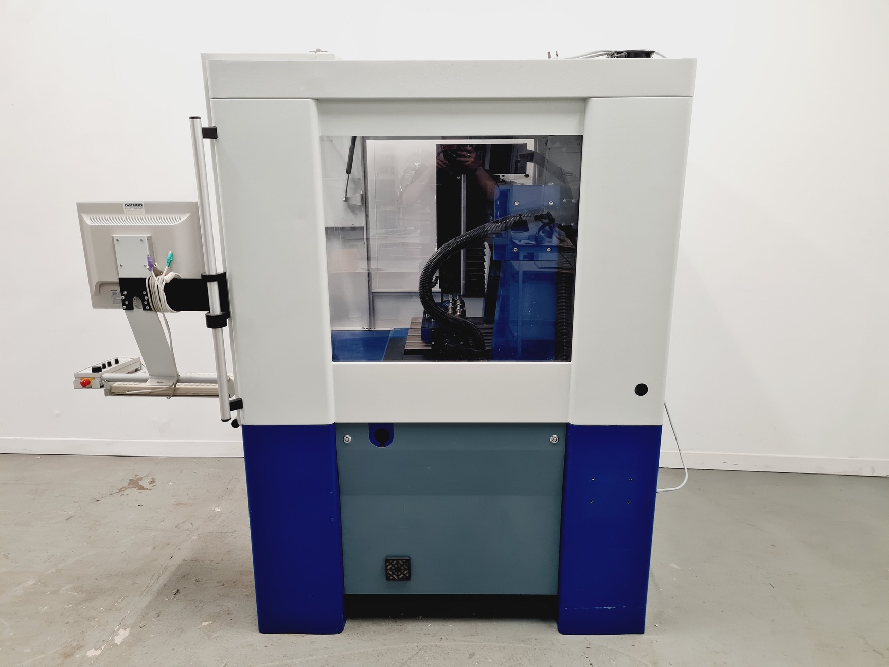 Image of Datron CAT3D-M9 CNC Milling Machine with Accessories