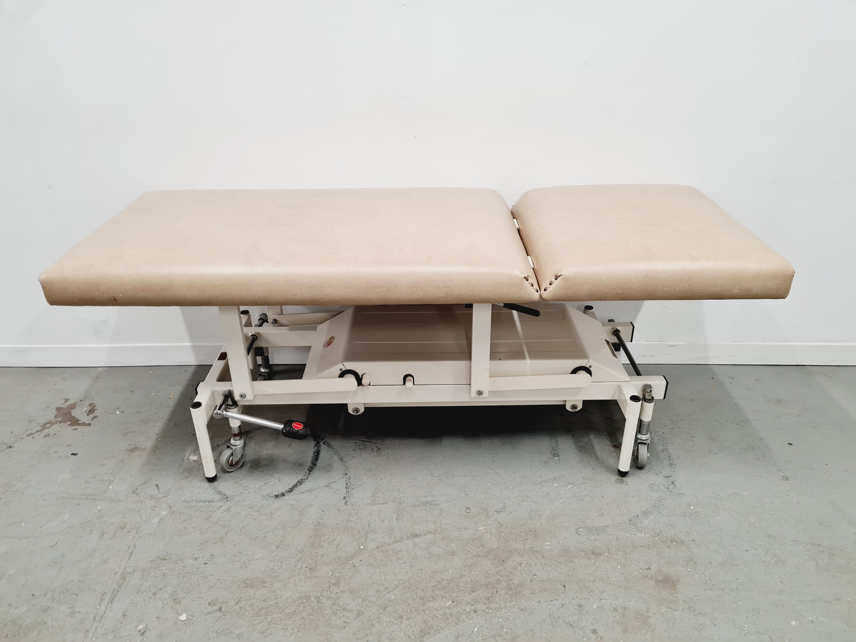 Image of Nesbit Evans & Co Therapy Bed
