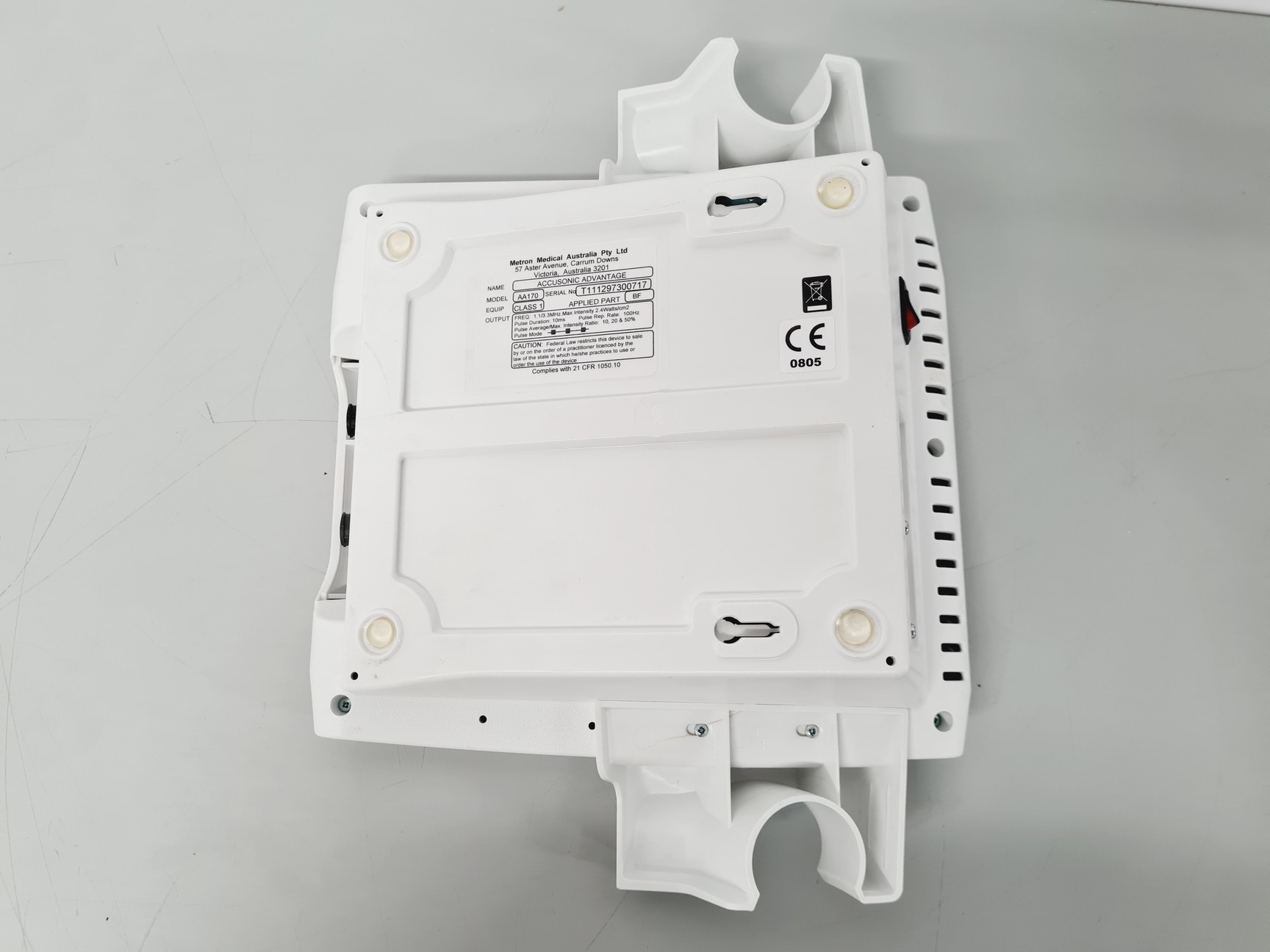 Image of Metron Accusonic Advantage with 1 MHz & 3 MHz Ultrasound Probes