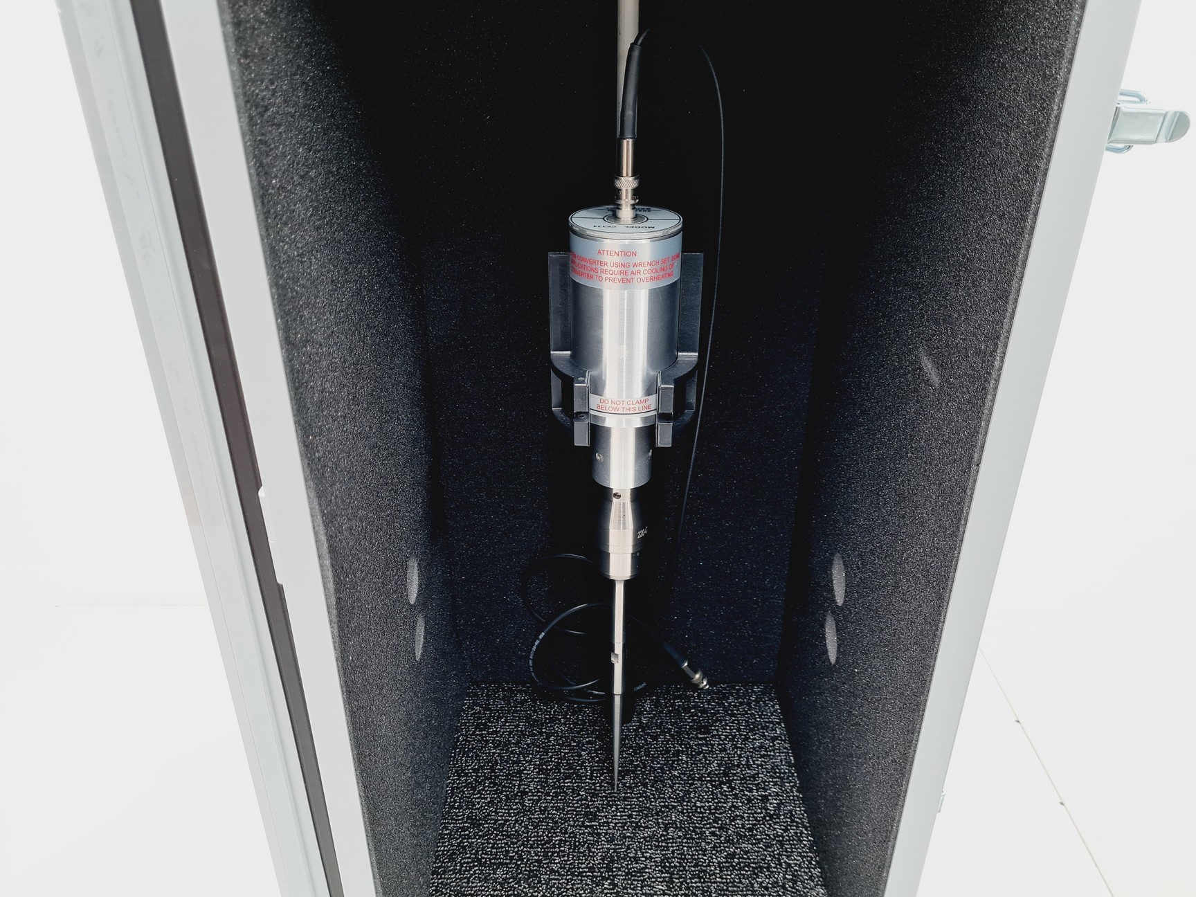Image of Sonics Vibra Cell Model VCX 750 With Model CV334 Ultrasonic Processor