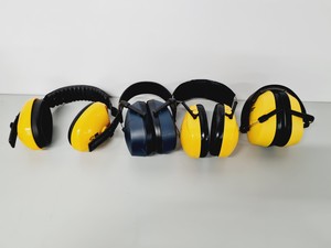 Thumbnail image of Sonics Vibra Cell Model VCX 750 With Model CV334 Ultrasonic Processor