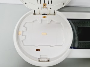 Thumbnail image of Life Technologies Type iBlot 2 Gel Transfer Device