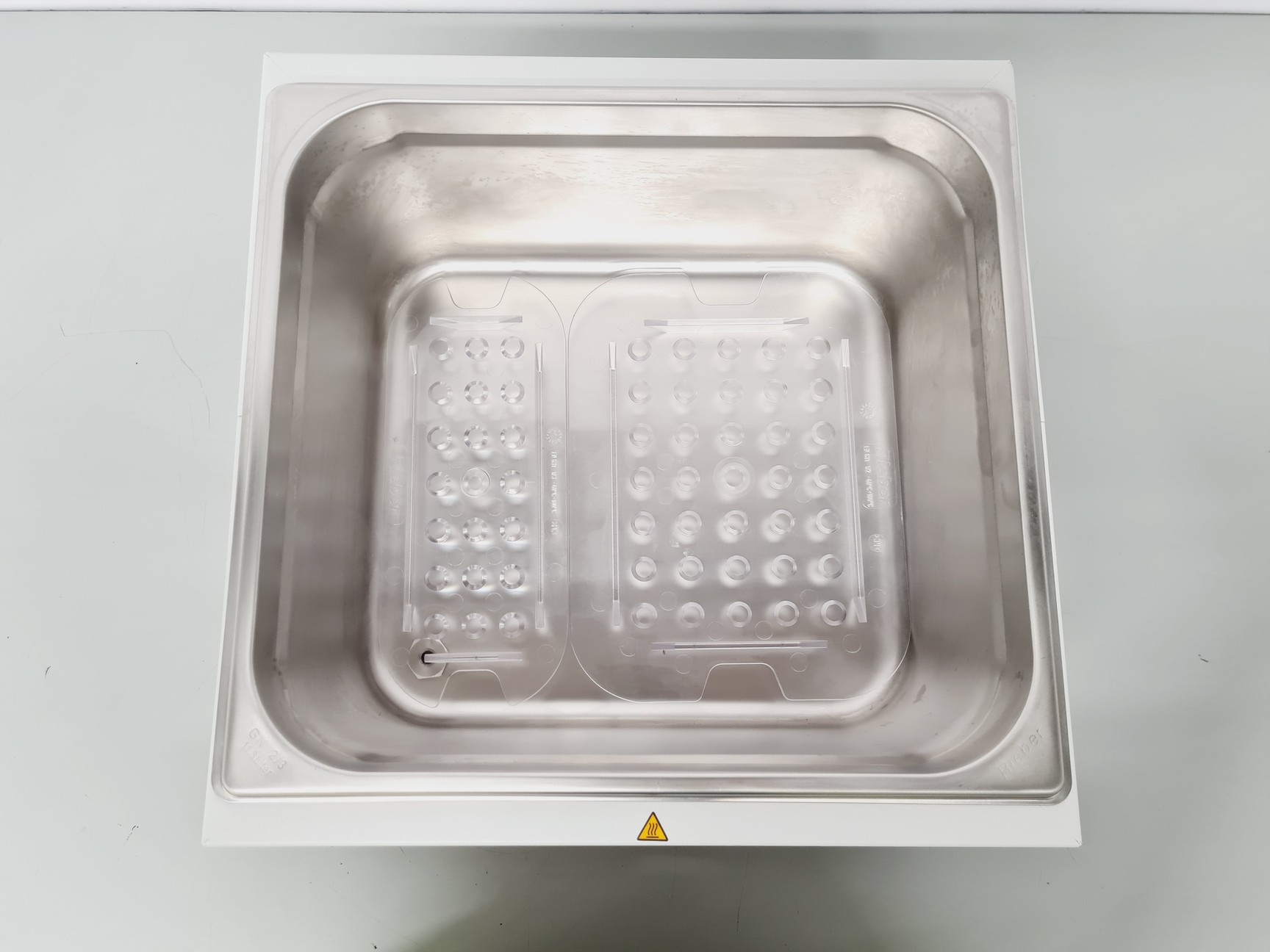 Image of Grant JBN 12 Water Bath 12 Litres Lab